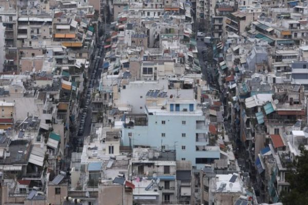 Βουλή : Τροπολογία ΣΥΡΙΖΑ για την αναστολή πλειστηριασμών κύριας κατοικίας