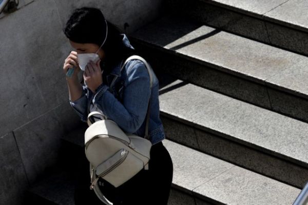 Αρνητές τέχνας κατεργάζονται