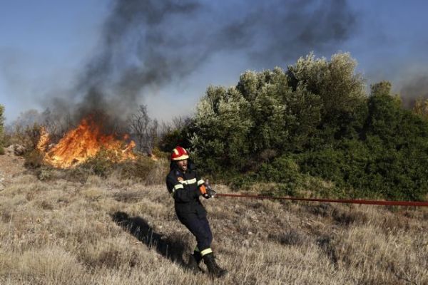 Σε κατάσταση έκτακτης ανάγκης κηρύχθηκαν Ανάβυσσος, Σαρωνίδα, Καλύβια, Κερατέα και Παλαιά Φώκαια
