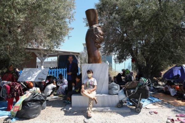 Απίστευτη υποκρισία της Ευρώπης για τη Μόρια – Εγκαταλείπουν για άλλη μια φορά την Ελλάδα