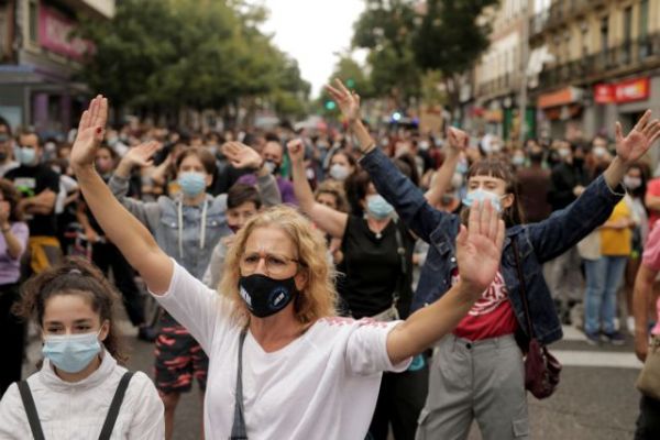 Ισπανία : Διαδηλώσεις εναντίον του lockdown στη Μαδρίτη