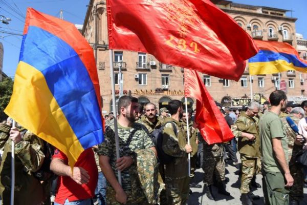 Αυξάνεται η ένταση μεταξύ Αρμενίας και Αζερμπαϊτζάν – Ανησυχία ΕΕ και Ρωσίας