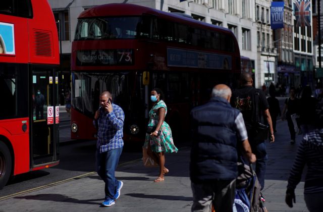Εφιαλτική πρόβλεψη για τη Βρετανία: Κίνδυνος για 50.000 ημερήσια κρούσματα κοροναϊού