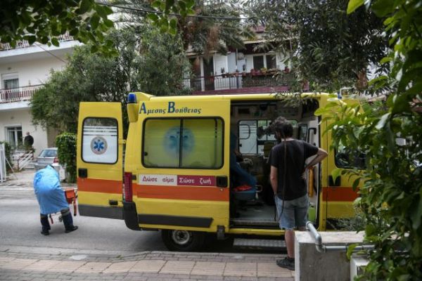 Αμφιλοχία: Στο νοσοκομείο 16χρονος από υπερβολική κατανάλωση αλκοόλ σε κατάληψη