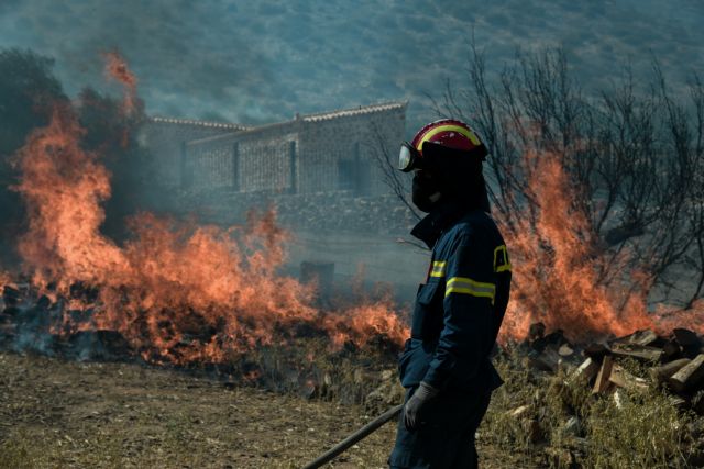 Νέες πυρκαγιές σε Μεσσηνία, Ηλεία και Άνδρο