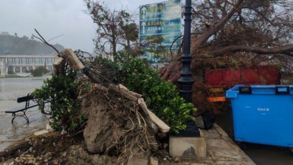 Πρόβλεψη Καλλιάνου: Ποιες περιοχές θα «χτυπήσει» ο Ιανός τις επόμενες ώρες