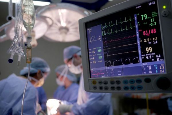 Απίστευτο: Εκοψε το χέρι της για να πάρει αποζημίωση από την ασφαλιστική εταιρεία