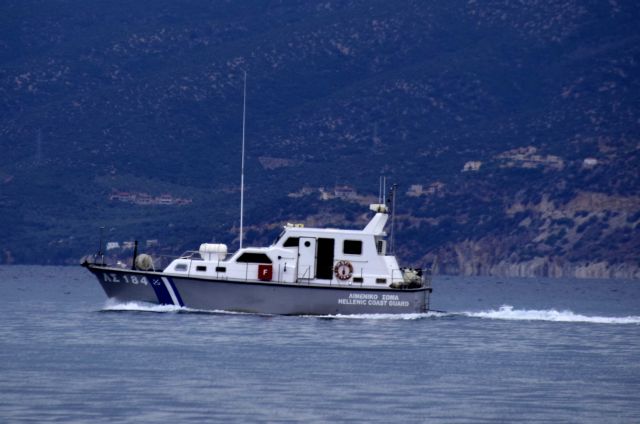 Συναγερμός στο Λιμενικό: Σκάφος με πρόσφυγες στην Κρήτη
