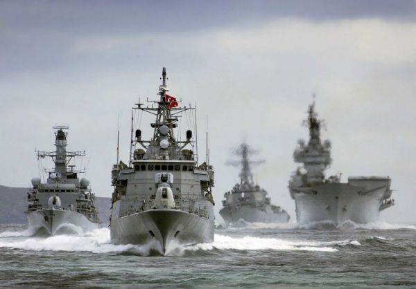 Ραγδαίες εξελίξεις στην Ανατ. Μεσόγειο: Αποσύρονται σταδιακά τουρκικά και ελληνικά πολεμικά πλοία