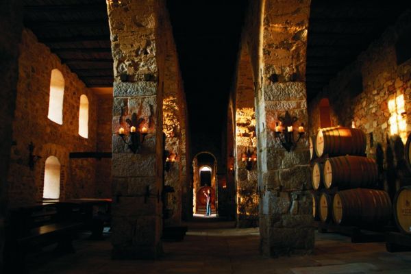 Με το βλέμμα σταθερά μπροστά