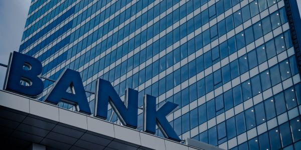 ΕΕΤ : Οι τράπεζες θα λάβουν μέτρα στήριξης για τους πληγέντες από τον «Ιανό»