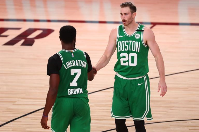 NBA : Ξύπνησαν οι Σέλτικς και «καθάρισαν» τους Χιτ