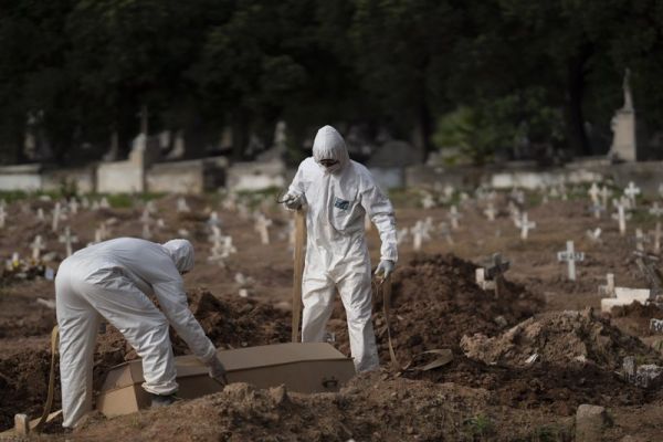 Βραζιλία : Αλλοι 888 νεκροί και 50.163 κρούσματα σε 24 ώρες