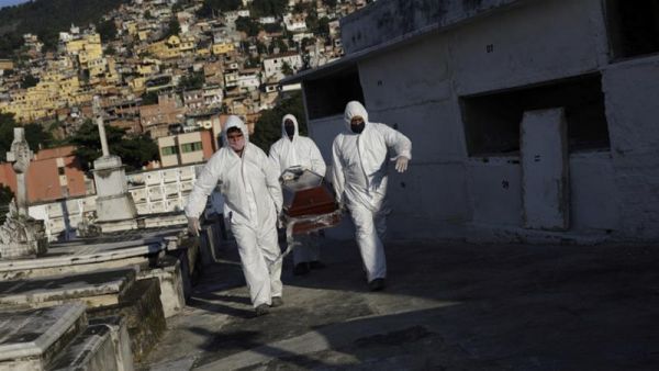 Βραζιλία : Ξεπέρασαν και τις 130.000 οι νεκροί από τον κοροναϊό