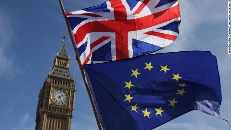 Βρετανική Βουλή : Δέχτηκε να συζητηθεί το νομοσχέδιο Τζόνσον για άτακτο Brexit