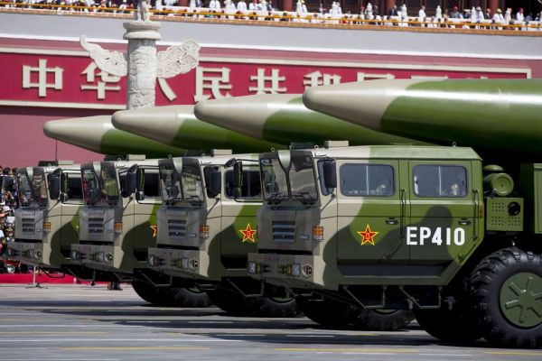 Η Κίνα διπλασιάζει τις πυρηνικές κεφαλές της – Απειλεί την κυριαρχία των ΗΠΑ στον πλανήτη