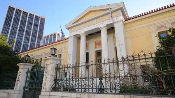 Κοροναϊός : Πέθανε 47χρονος χωρίς υποκείμενα νοσήματα