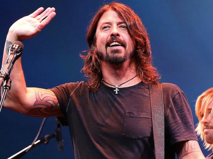 Εγκαταλείπει ο Ντέιβ Γκρολ τους Foo Fighters;
