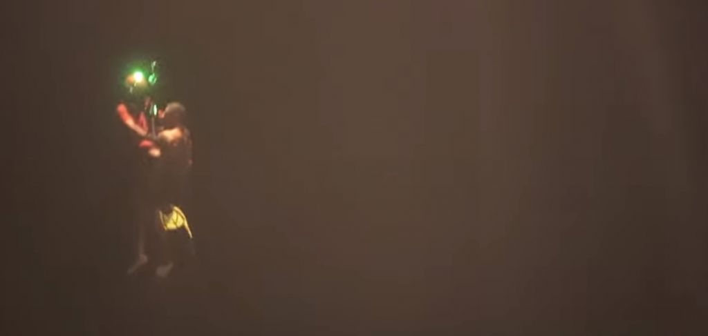 Απίστευτη διάσωση κολυμβητή και ναυαγοσώστη στον Μύρτο – Μάχη στα πελώρια κύματα