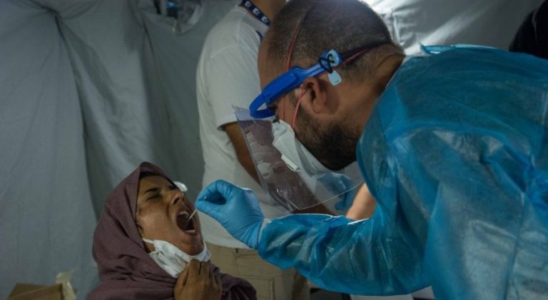 Μόρια : Τουλάχιστον 15 κρούσματα κοροναϊού στο ΚΥΤ