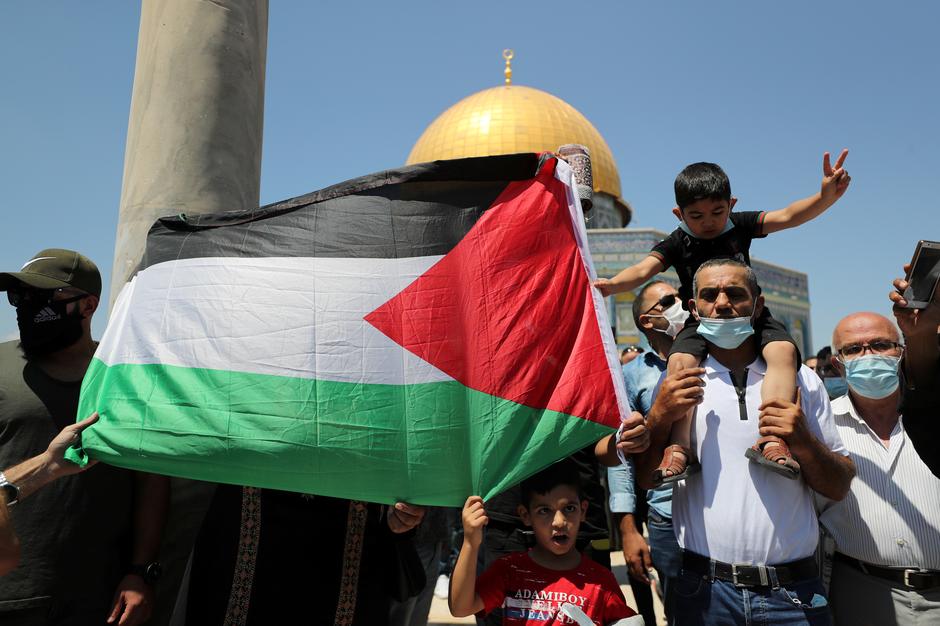 Ένα-ένα τα αραβικά κράτη εγκαταλείπουν τους Παλαιστινίους