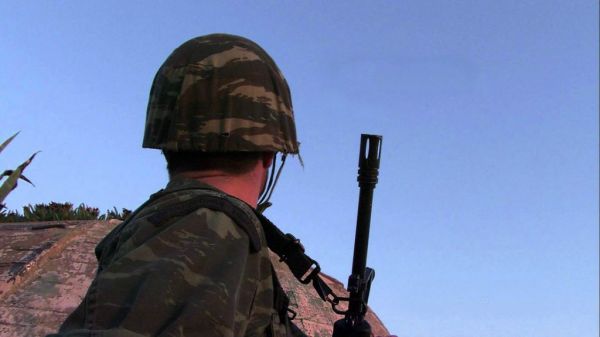 Ατύχημα σε στρατόπεδο της Αττικής: Τραυματίστηκαν δύο στρατιώτες