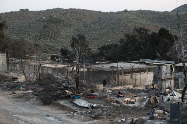 Μαρτυρία – κλειδί για τη φωτιά στη Μόρια: «Βάλε φωτιά εδώ, βάλε φωτιά εκεί»