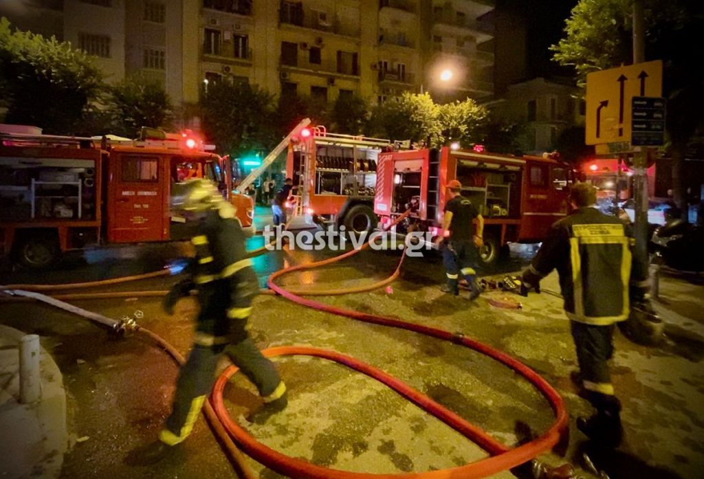 Συναγερμός : 12 άτομα στο νοσοκομείο από την πυρκαγιά στο διαμέρισμα της Θεσσαλονίκης