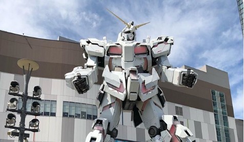 Ιαπωνία : Ένα ρομπότ 18 μέτρων έκανε βόλτα στη Γιοκοχάμα
