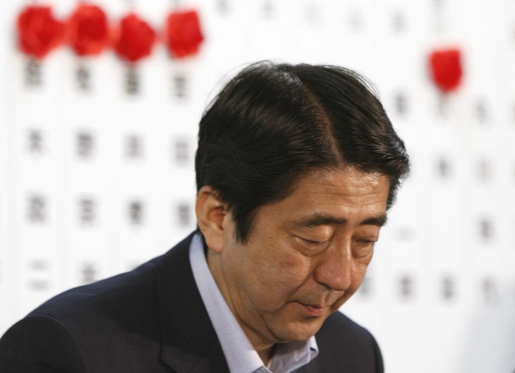 Η Ιαπωνία αντιμέτωπη με το τέλος της εποχής Άμπε