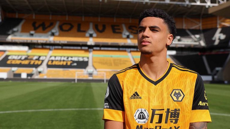 Γούλβς: Ανακοίνωσε την απόκτηση του Χούβερ