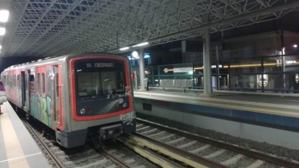Άγριο ξύλο: Άνδρας έφτυσε και χτύπησε συνεπιβάτη του όταν του ζήτησε να φορέσει μάσκα