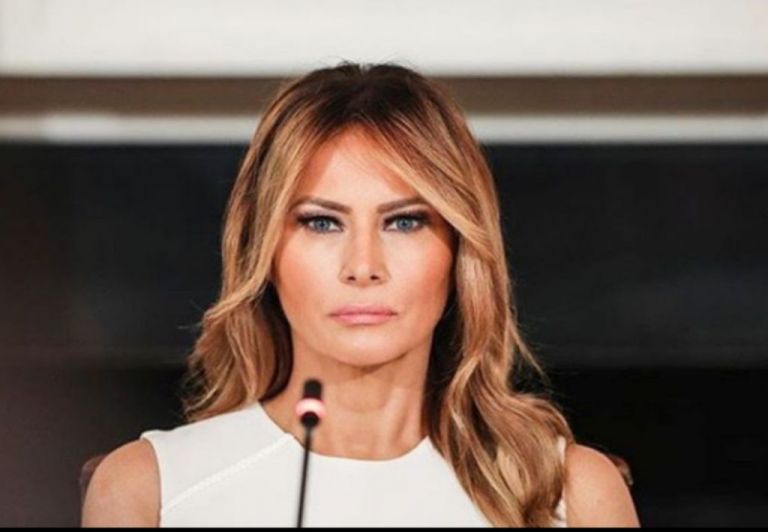 Μελάνια Τραμπ: Νέο άγαλμα προς τιμήν της μετά την πυρπόληση του προηγούμενου