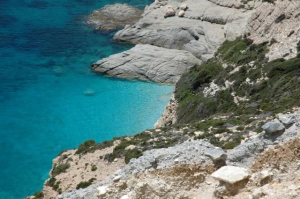 Σε αυτό το νησί ξέρουν όλοι το όνομα σου, αν έχεις κοροναϊό