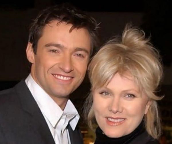 Χιου Τζάκμαν: Για πρώτη φορά η σύζυγος του απαντά στις φήμες ότι είναι ομοφυλόφιλος