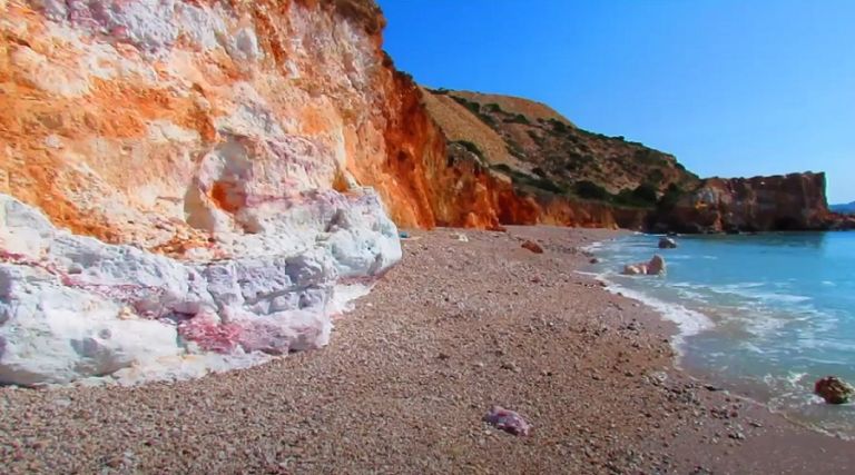 Μήλος: Ψήφισμα κατά της δημιουργίας κέντρου καυσίμων σε γνωστή παραλία