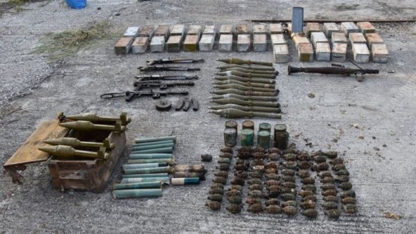 Καστοριά : Χειροβομβίδες, ρουκετοβόλα, καλάσνικοφ – Εντοπίστηκε θαμμένο ολόκληρο οπλοστάσιο