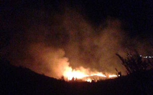 Νύχτα κόλασης στην Κεφαλονιά : Εκκενώνονται χωριά – Μεγάλη μάχη με τις φλόγες