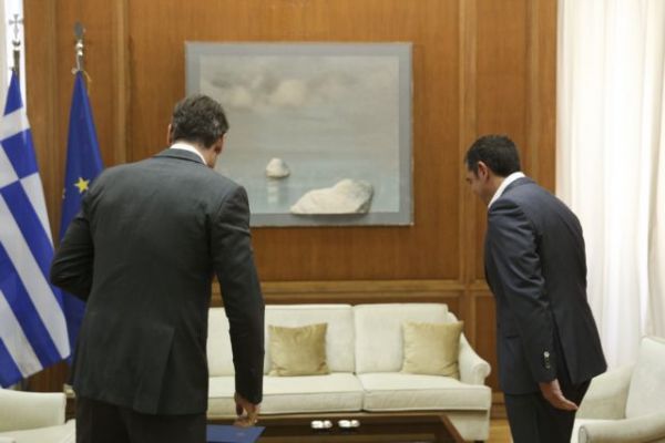 Συμφωνία με Τουρκία: Το κρυφό έγγραφο ζητάει ο Τσίπρας – Ψεύδεσαι, γνωρίζεις του απαντά ο Πέτσας