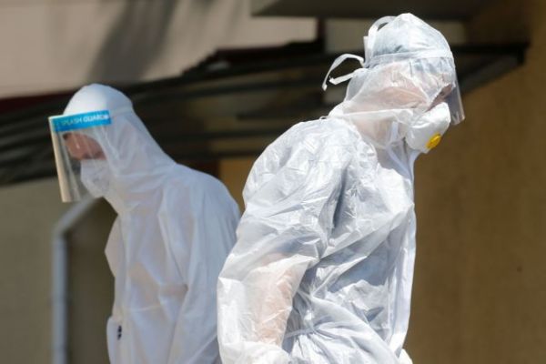 Κοροναϊός : Κατέληξαν 80χρονη και 61χρονος – Στα 373 τα θύματα