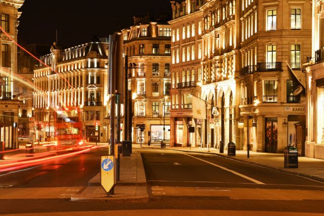 Κοροναϊός : Ο δήμαρχος του Λονδίνου ζητάει νέο lockdown από τη Δευτέρα