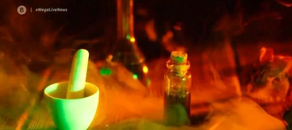 Θύμα απάτης πάμπλουτη κληρονόμος: Της απέσπασαν 13 εκατ. ευρώ για να… λύσουν τα μάγια