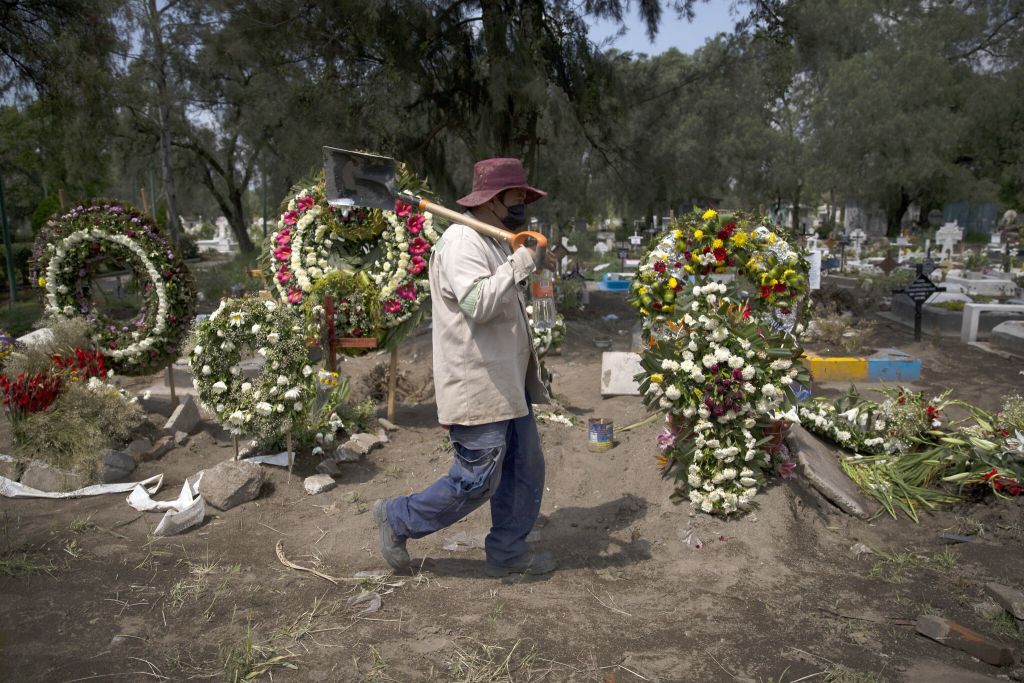 Τραγωδία στο Μεξικό : Τις 70.000 αγγίζουν οι νεκροί του κοροναϊού