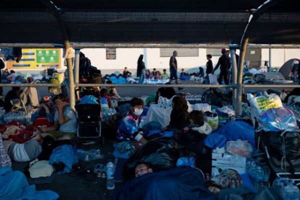Λέσβος: Νέα πορεία διαμαρτυρίας από τους πρόσφυγες