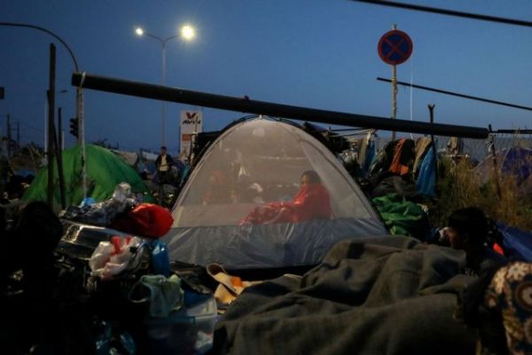 Η ντροπή της Ευρώπης στη Λέσβο: Δεν γεμίζει η νέα δομή, ενώ παραμένει μόνο υλική η ευρωπαϊκή «συνεισφορά»