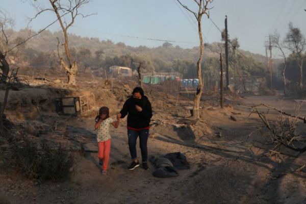 Κουμουτσάκος για Μόρια: Δεν έχει καταγραφεί καμία απώλεια ζωής