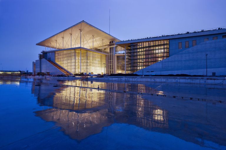 Ίδρυμα Σταύρος Νιάρχος: Νέες δωρεές 10,8 εκατ. δολαρίων για την αντιμετώπιση της πανδημίας