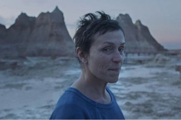 «Nomadland» : Ο Χρυσός Λέων της Βενετίας «ανοίγει» φέτος τις Νύχτες Πρεμιέρας