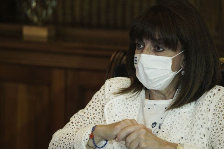 Συλλυπητήρια της Κατερίνας Σακελλαροπούλου για τα θύματα του Ιανού