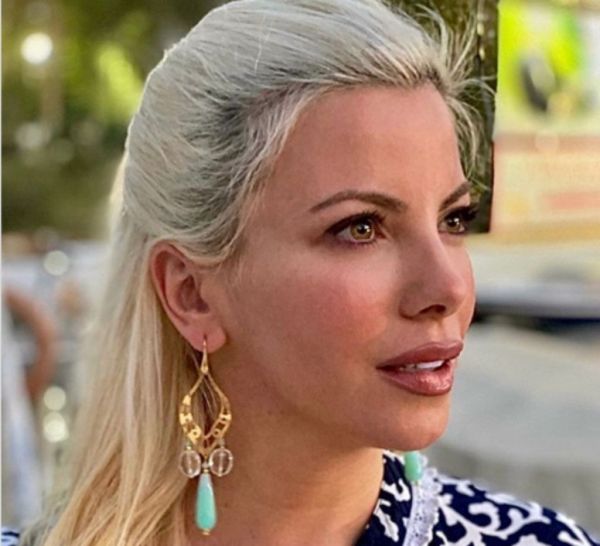 Αντελίνα Βαρθακούρη: Δίπλα στον σύζυγο και την οικογένεια της